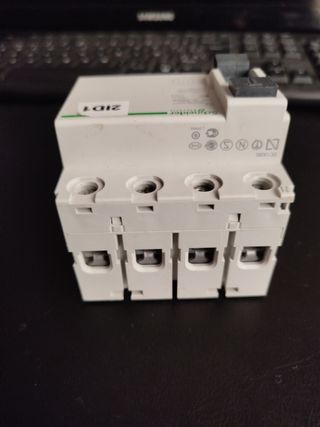 Interruptor Diferencial Schneider 25A 300mA.