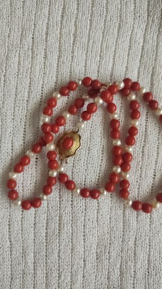 Collar coral perlas-broche oro