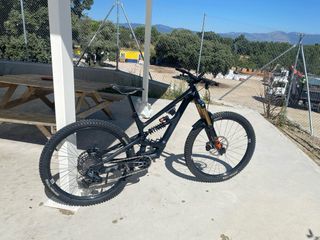 YT CAPRA CORE 4 2025- Bicicleta Enduro