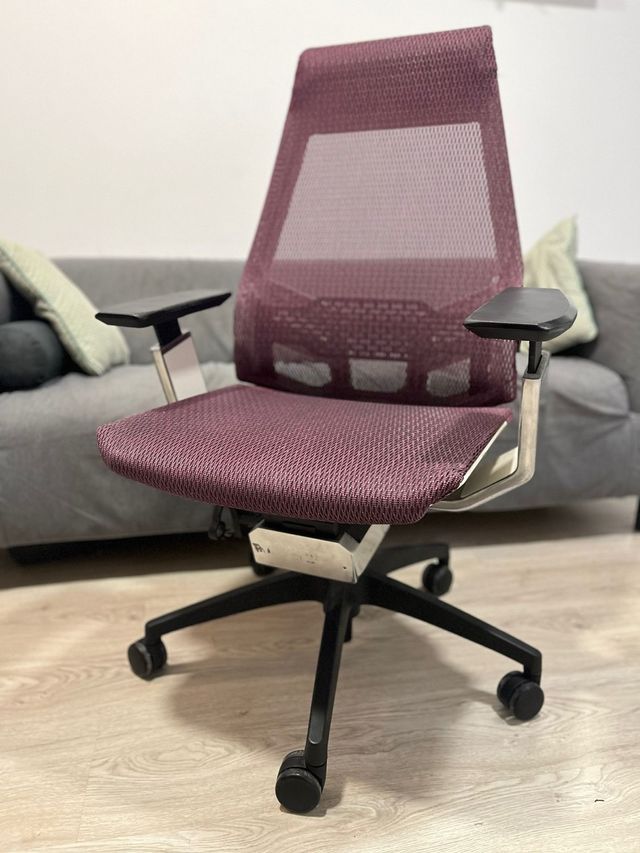 Silla oficina URGE morada