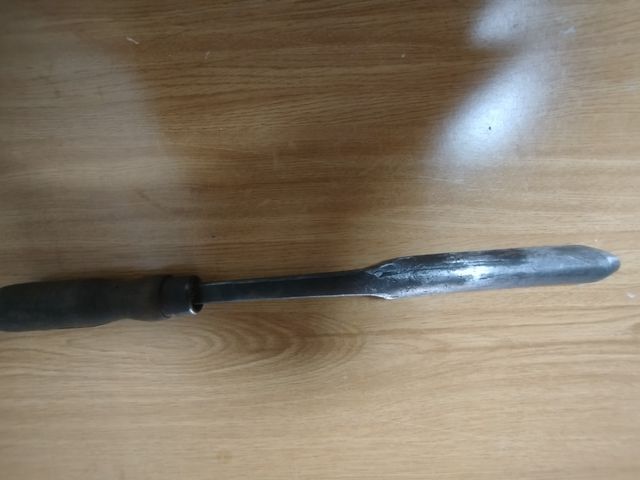 Gubia madera acero 40cm