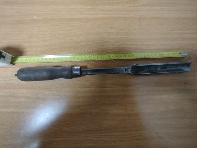 Gubia madera acero 40cm