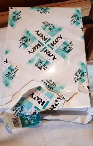 Carta lucida laser a colori grigi 250x A4