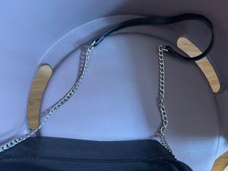 Bolso negro bandolera