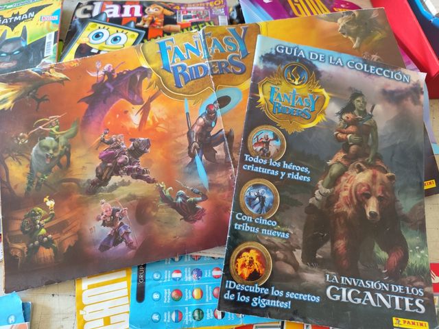 Lote cromos: fútbol, Fantasy Riders, Pokémon