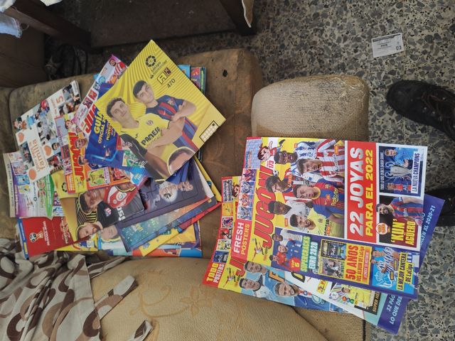 Lote cromos: fútbol, Fantasy Riders, Pokémon