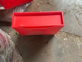 Scarpiera Ikea rossa plastica nero e verde 