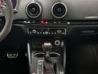 AUDI A3 RS 3 2.5 TFSI quattro S tronic Sportback