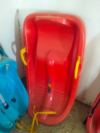 3 trineos infantiles