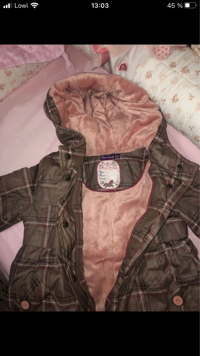 Abrigo niña cuadros marrón
