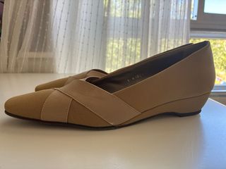 Zapatos Gloria Ortiz beige