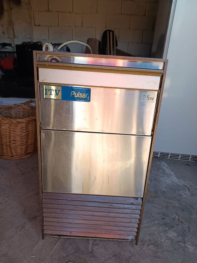 Fabricador hielo ITV Pulsar 25