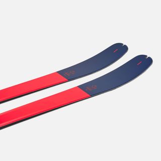 Esquí de Travesía + Fijaciones Tour Light + Pieles Wedze