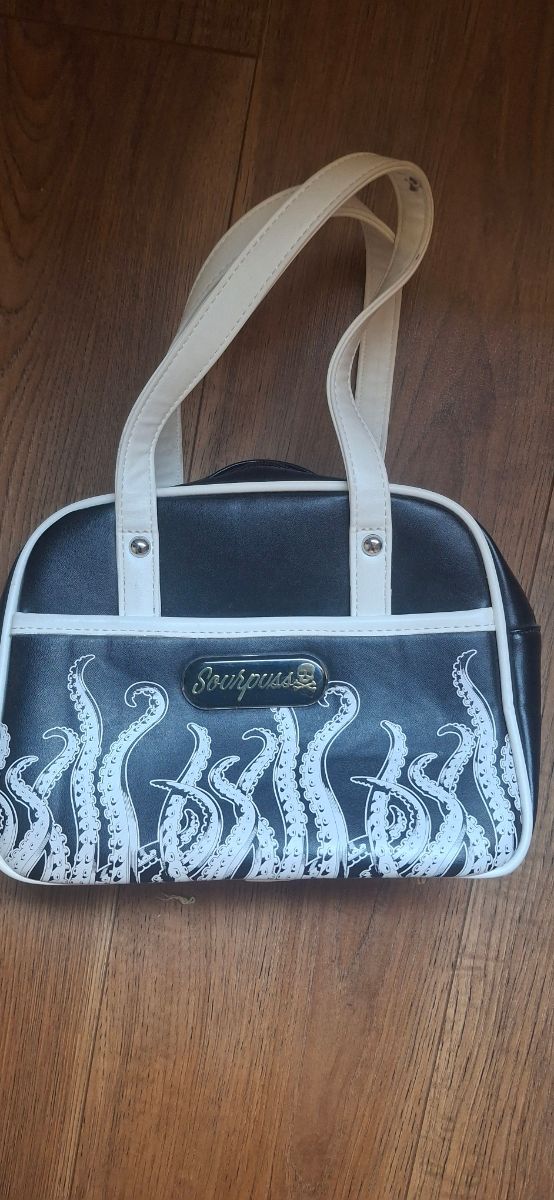 Bolso tentáculos sourpuss