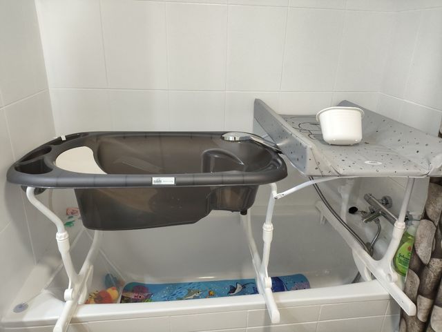 Bañera+cambiador bebé, como nuevas