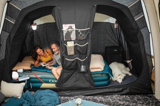 Cama somier hinchable 1 persona 200x70 cm. Quechua