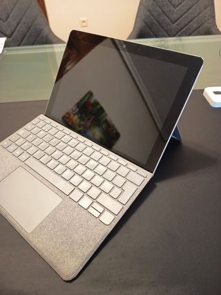 Surface Go 2 Gris - Microsoft con teclado. 8Gb RAM