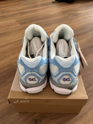 Zapatillas Asics Gel NYC - Azul - 44.
