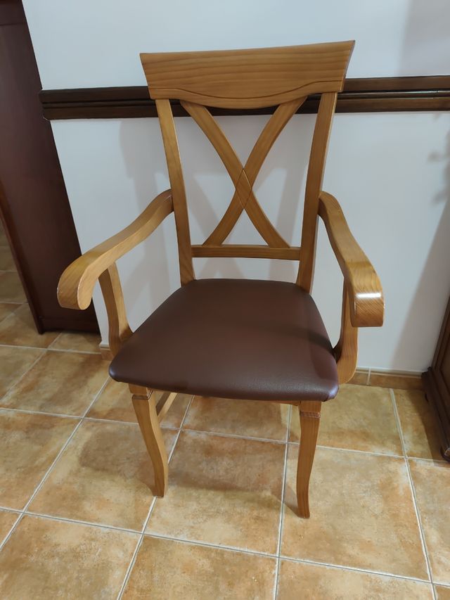Sillón madera maciza marrón