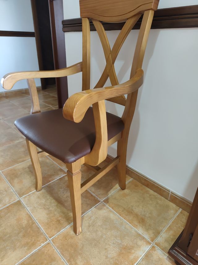 Sillón madera maciza marrón