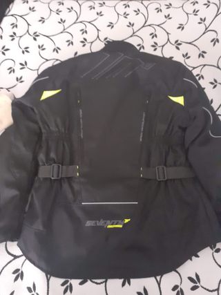 Chaqueta moto Seventy Degrees 2XL A ESTRENAR