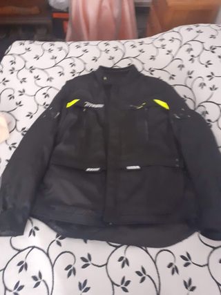 Chaqueta moto Seventy Degrees 2XL A ESTRENAR