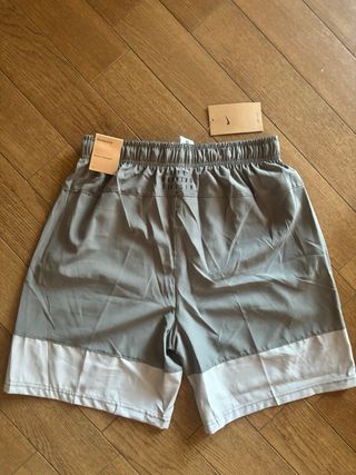 NIKE Dri-FIT Shorts Grigio L