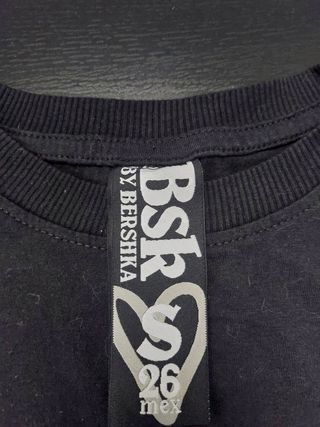 Camiseta Bershka negra talla S