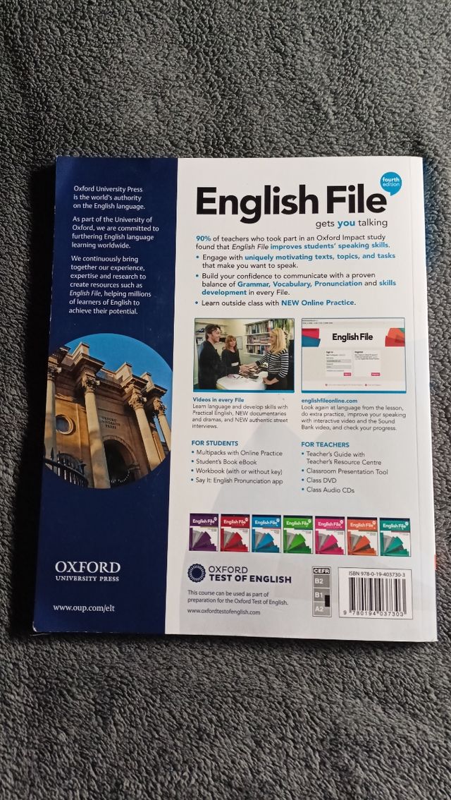 English File 4th Edition Pre-Intermediate. Mult...