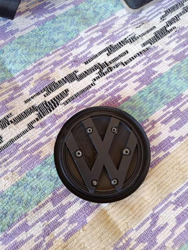 Símbolo Traseiro VW Polo 6N