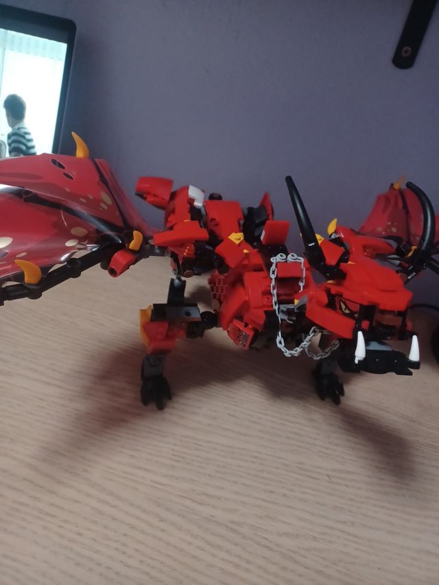Lego Ninjago Dragón Rojo 70653