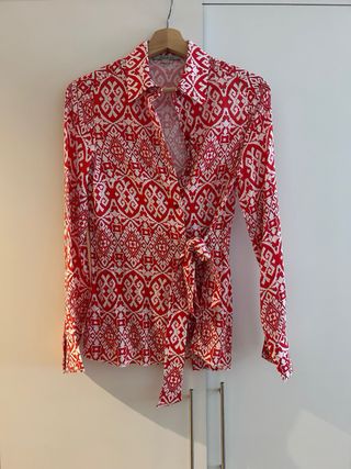 Blusa Dandara roja estampada t S