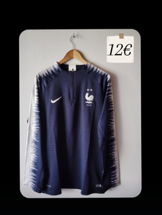 Sudadera Francia Nike - 12€