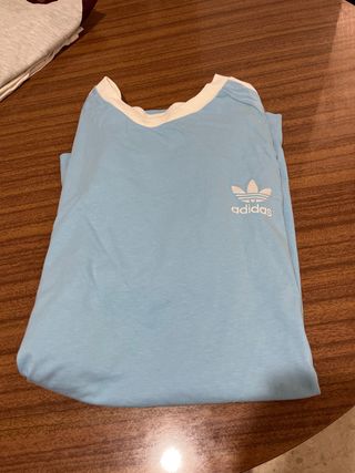 Camiseta Adidas azul