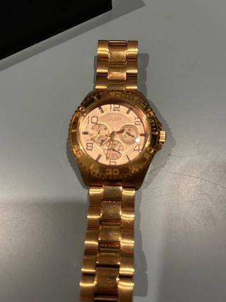 Reloj Guess oro rosa - Casi nuevo