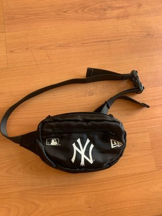 Riñonera New Era NY Yankees
