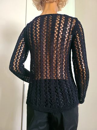 Maglia smanicata nera estiva