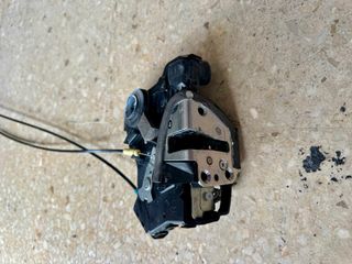 Cerradura derecha Suzuki Grand Vitara