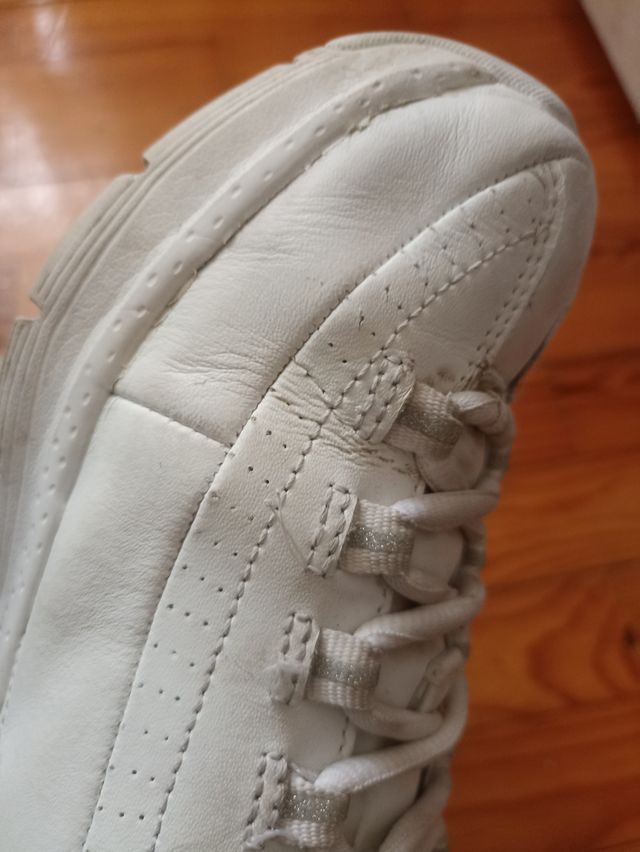 Zapatillas Skechers blancas Arch Fit