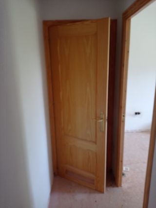 7 Puertas Madera Maciza sin Marco