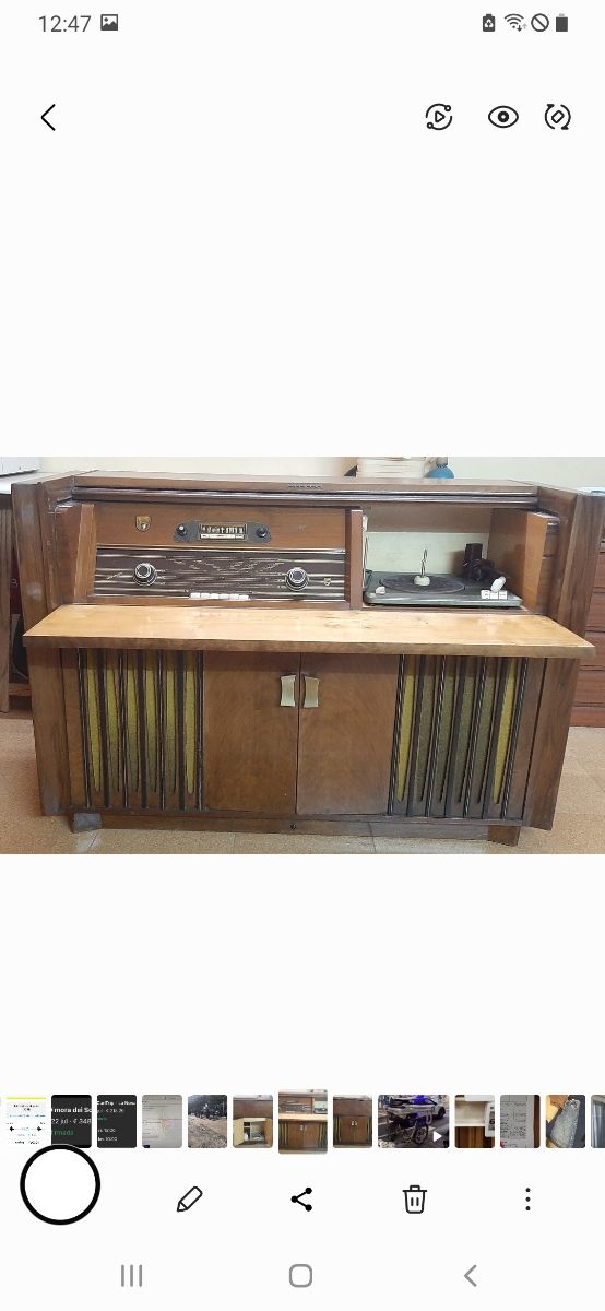 Radio tocadiscos Philips marrón