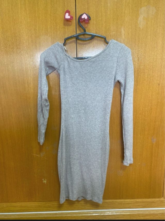 Vestido gris de canalé