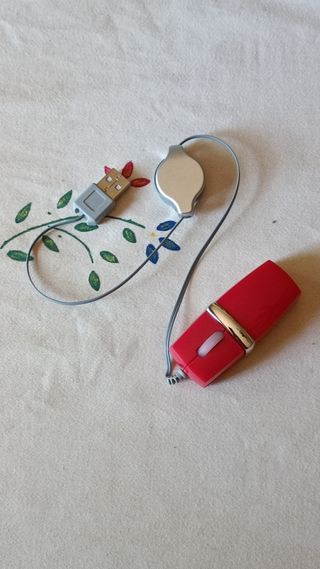 Ratón óptico USB rojo