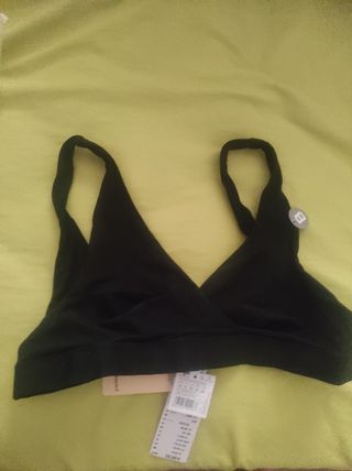 Sujetador negro triangular