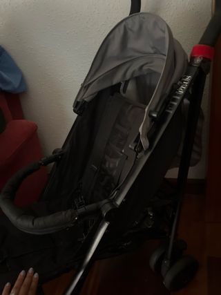 Silla paseo First Plus - negra y gris