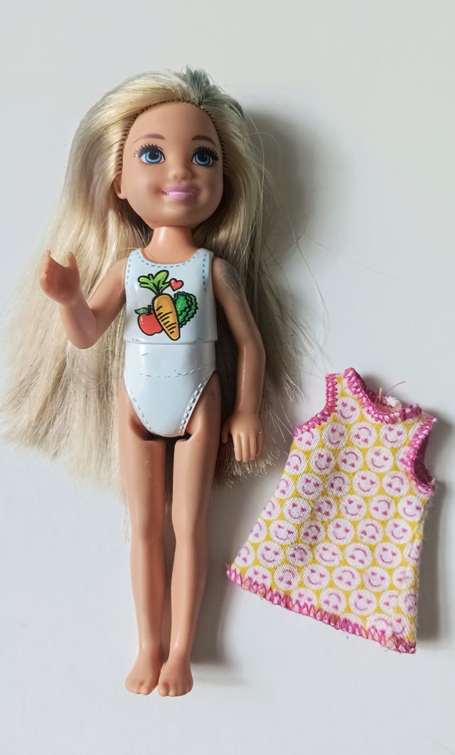 Muñeca Chelsea Mattel: hermana pequeña de Barbie