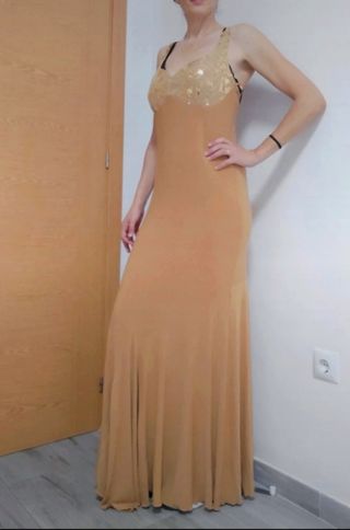 Vestido largo beige y dorado fiesta