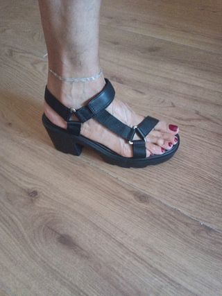 Sandalias mujer negras Mustang
