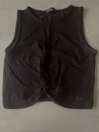 Top negro Stradivarius Basics