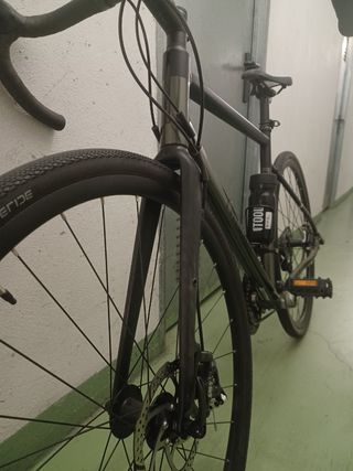 Bicicleta Gravel Triban RC520